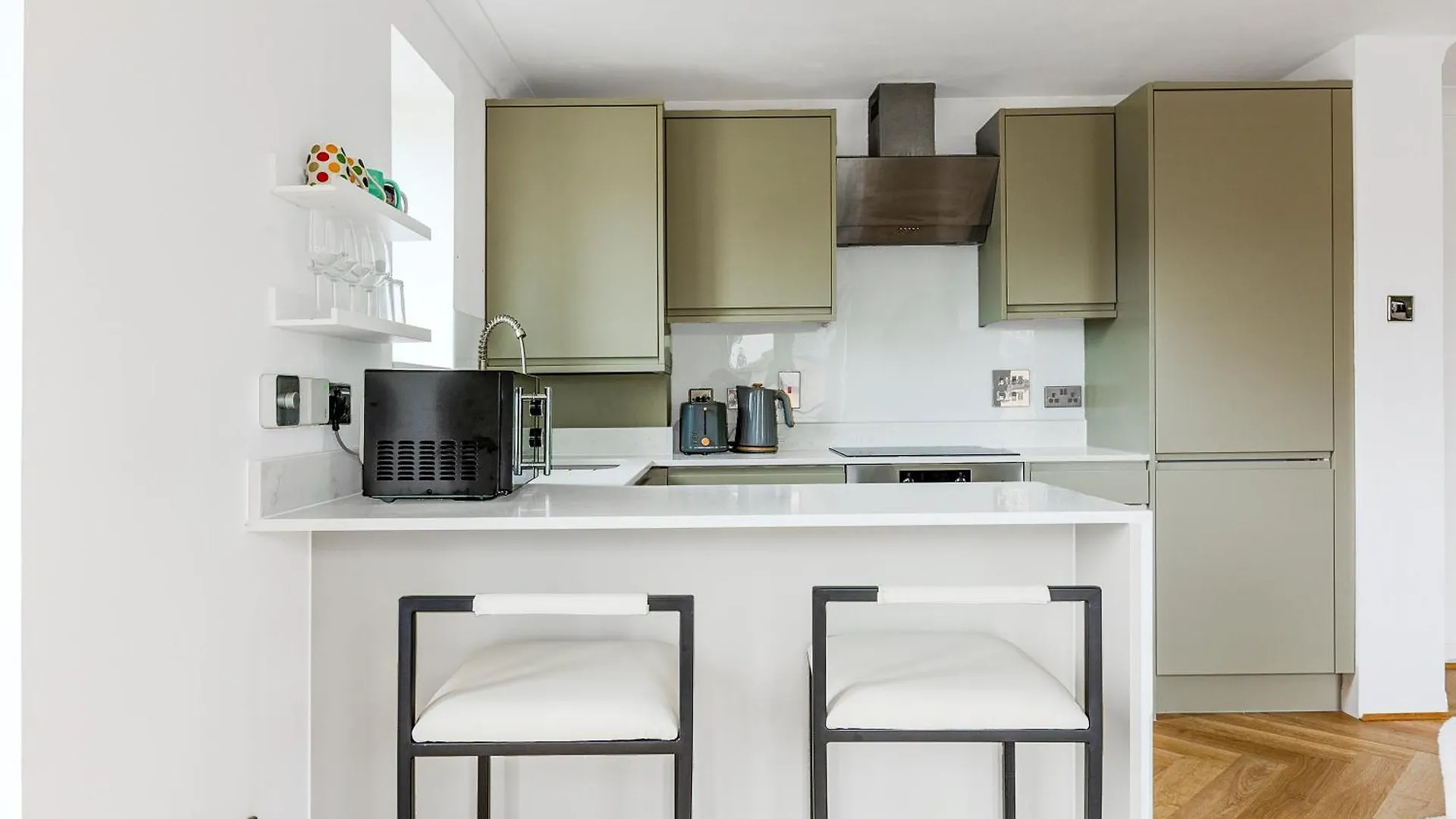 Bright New 2Br Flat With Balcony Near Excel London Appartement
